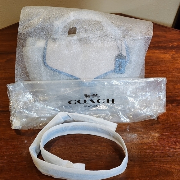 NWT Coach Courier Carryall With Snakeskin Detail - Picture 7 of 13